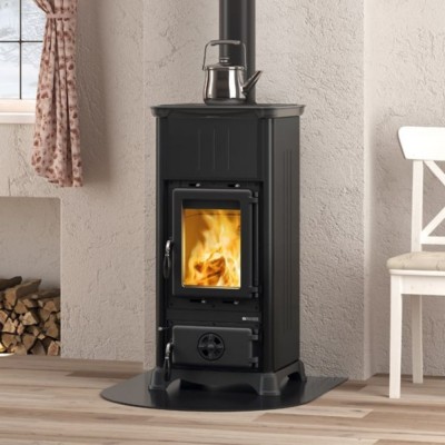 Estufa de leña italiana con placa de cocción La Nordica Emiliana, negra, 6.5kW - Cocinas de leña